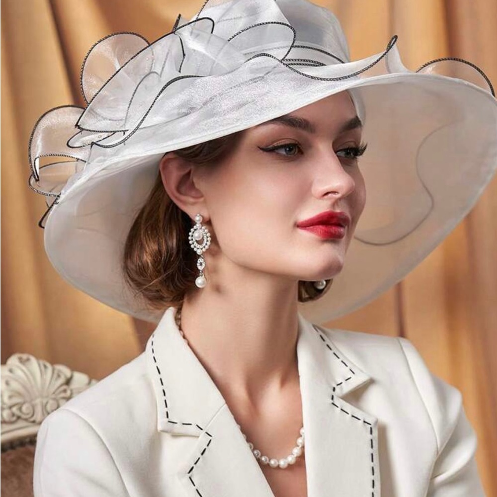 Organza Ky derby hat white trimmed in black
